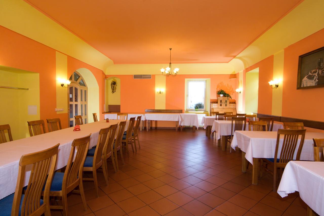 Hotel Atawa Rabí Buitenkant foto