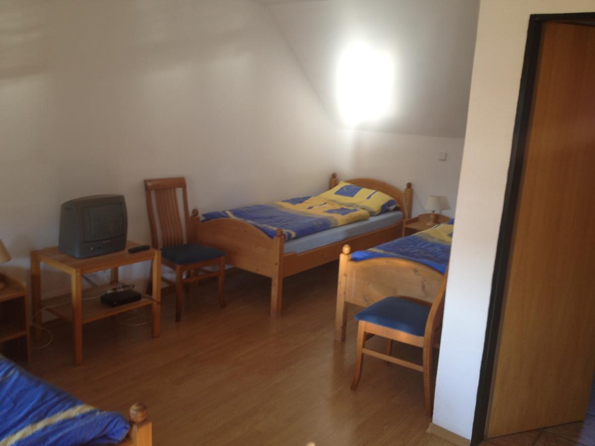 Hotel Atawa Rabí Buitenkant foto