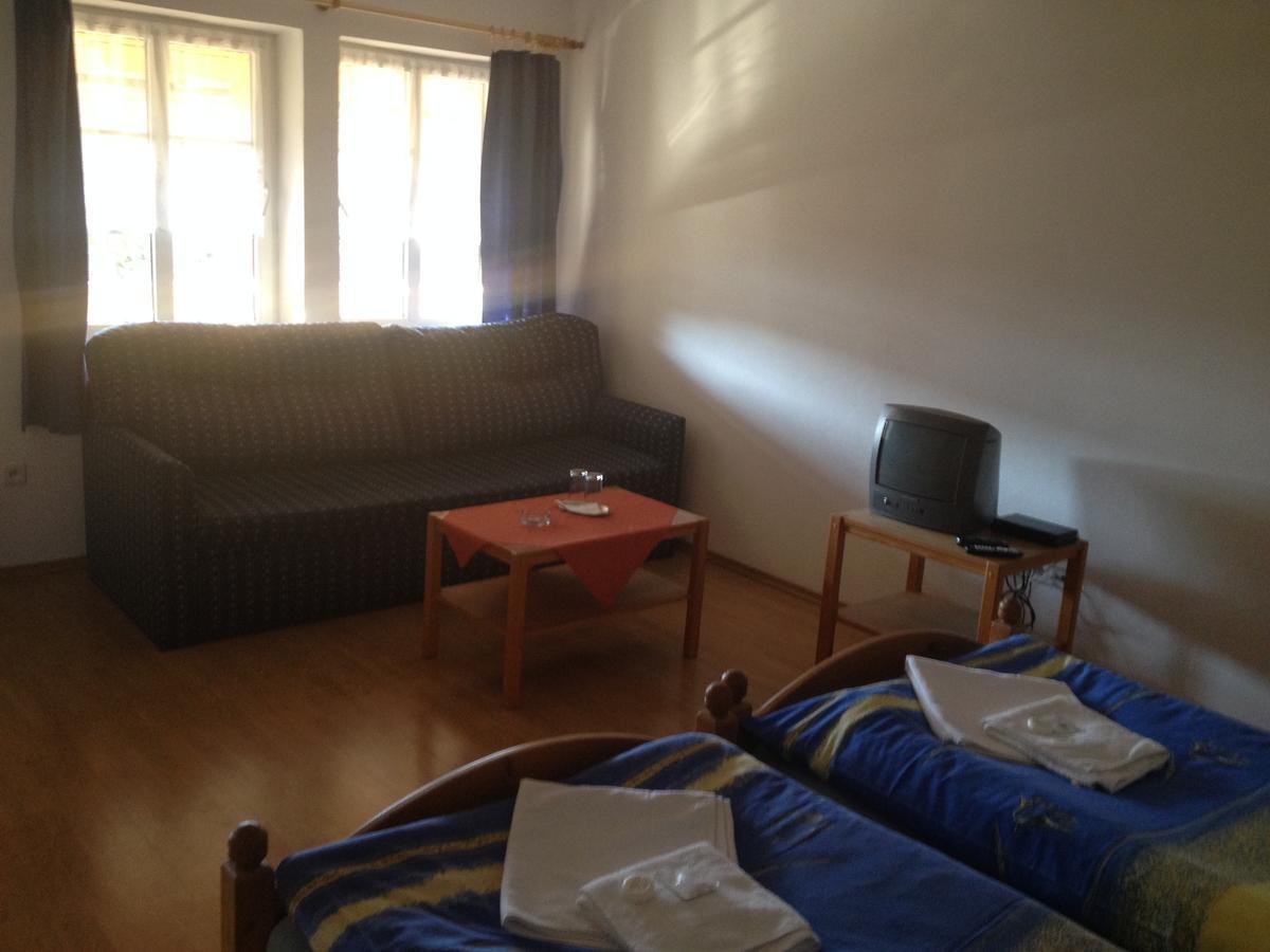 Hotel Atawa Rabí Buitenkant foto